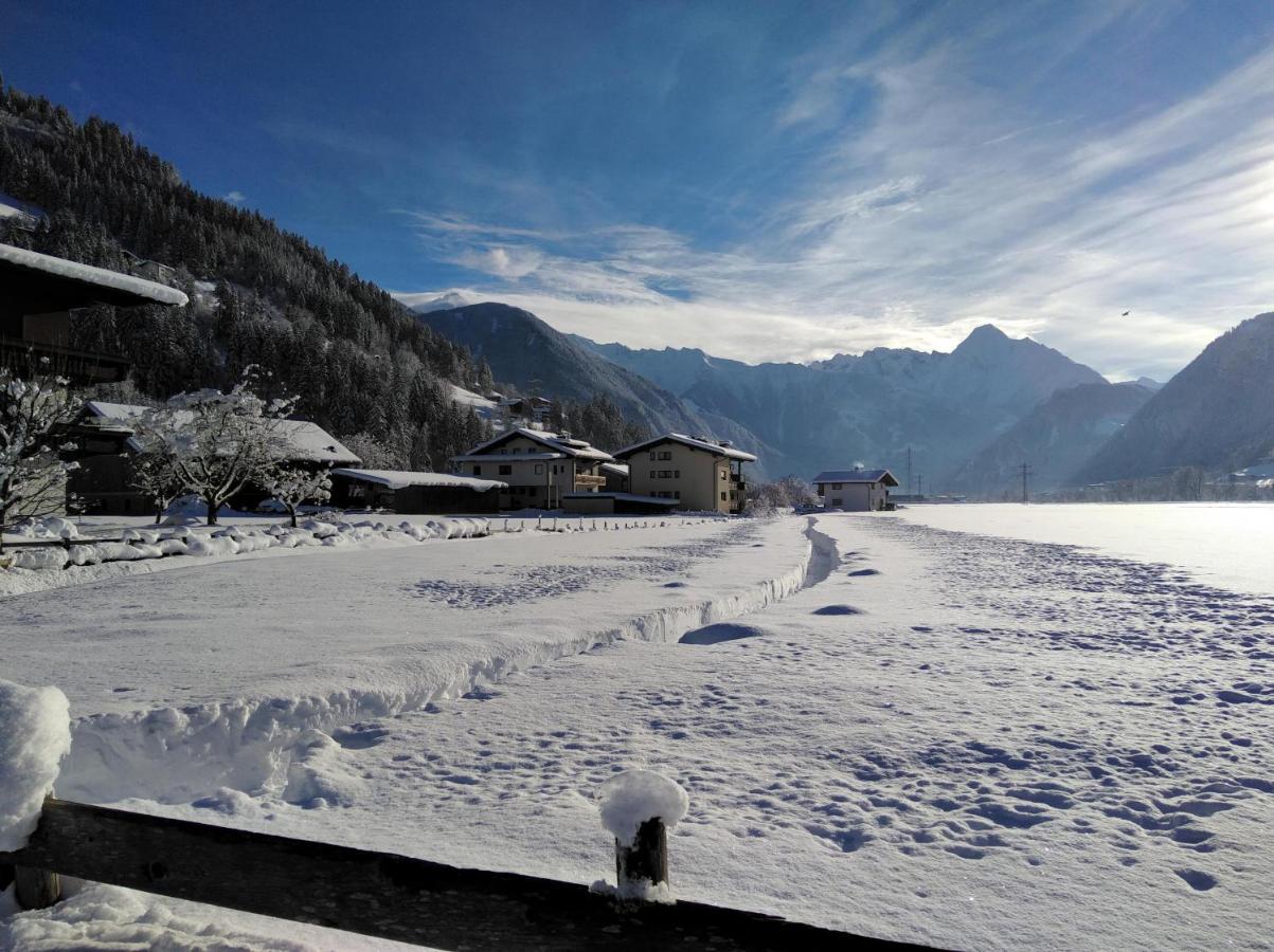 Ferienwohnung Zillertaler Alpenblick Цель-ам-Циллер Экстерьер фото